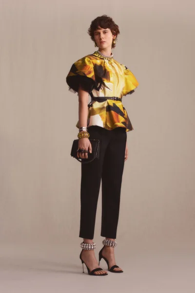 Look 23